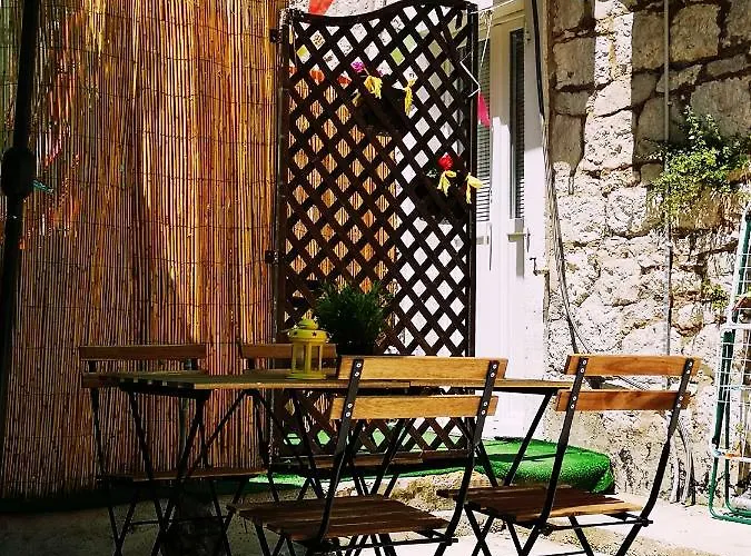 Fab 'n' Chic Apartman Split