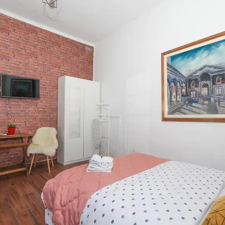 Fab 'n' Chic * ספליט