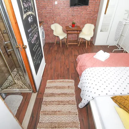 Fab 'n' Chic * ספליט