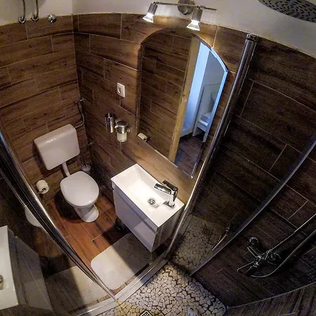 דירה Fab 'n' Chic