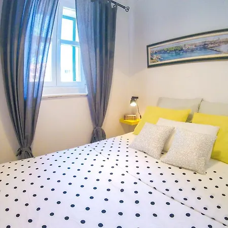 Fab 'n' Chic דירה